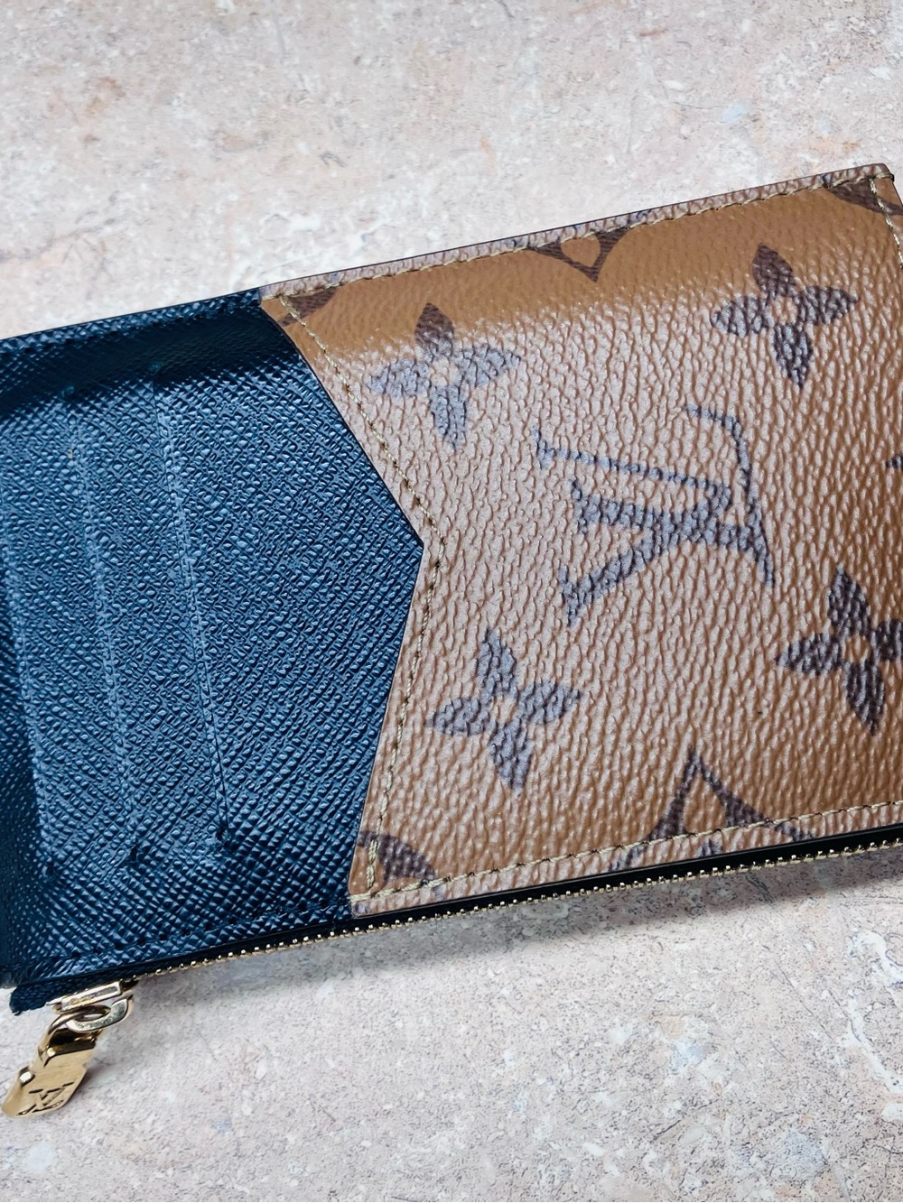 Louis Vuitton Recto Verso Reverse Monogram - Picture 4 of 8